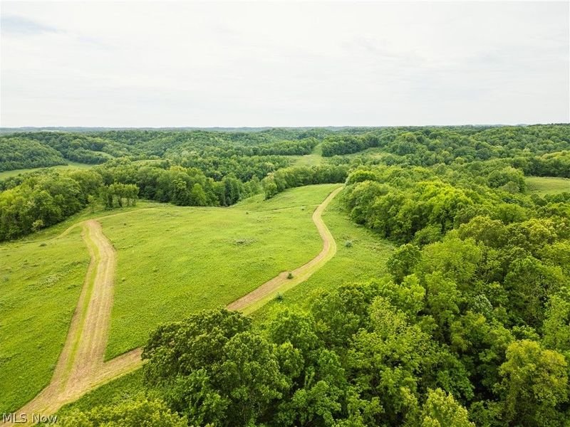 6587 Barkley Rd Road , Uhrichsville, OH 44683 Photo 42