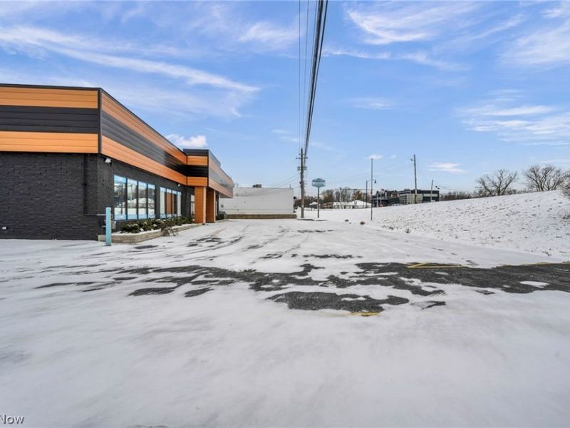 8425 Station Street , Mentor, OH 44060 Photo 7