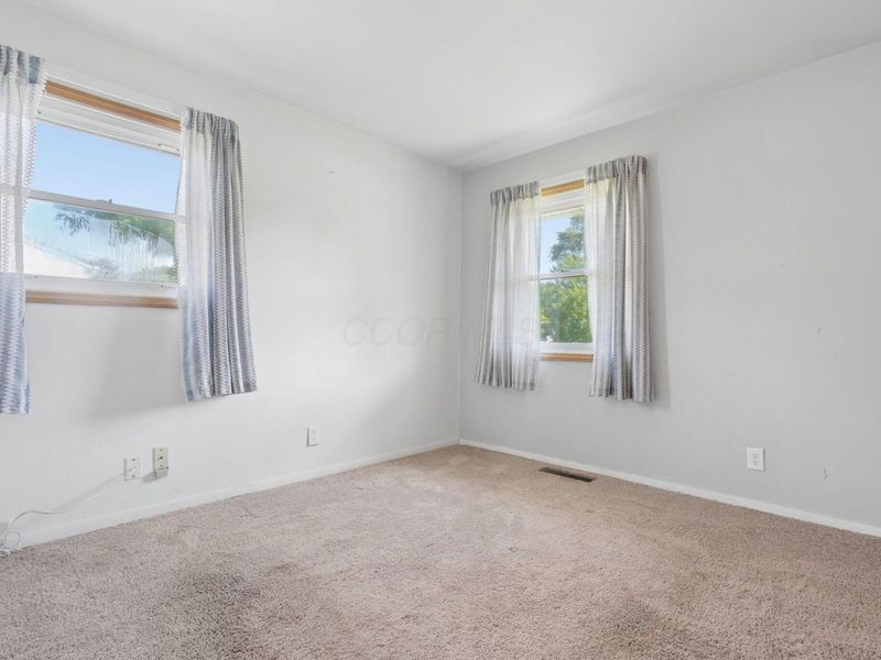 733 Gilmore Drive, Reynoldsburg, OH 43068 Photo 12