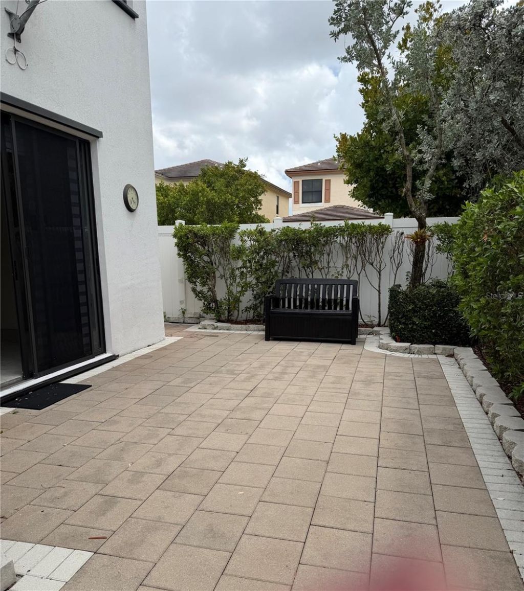 10306 W 33rd Lane , Hialeah, FL 33018 Photo