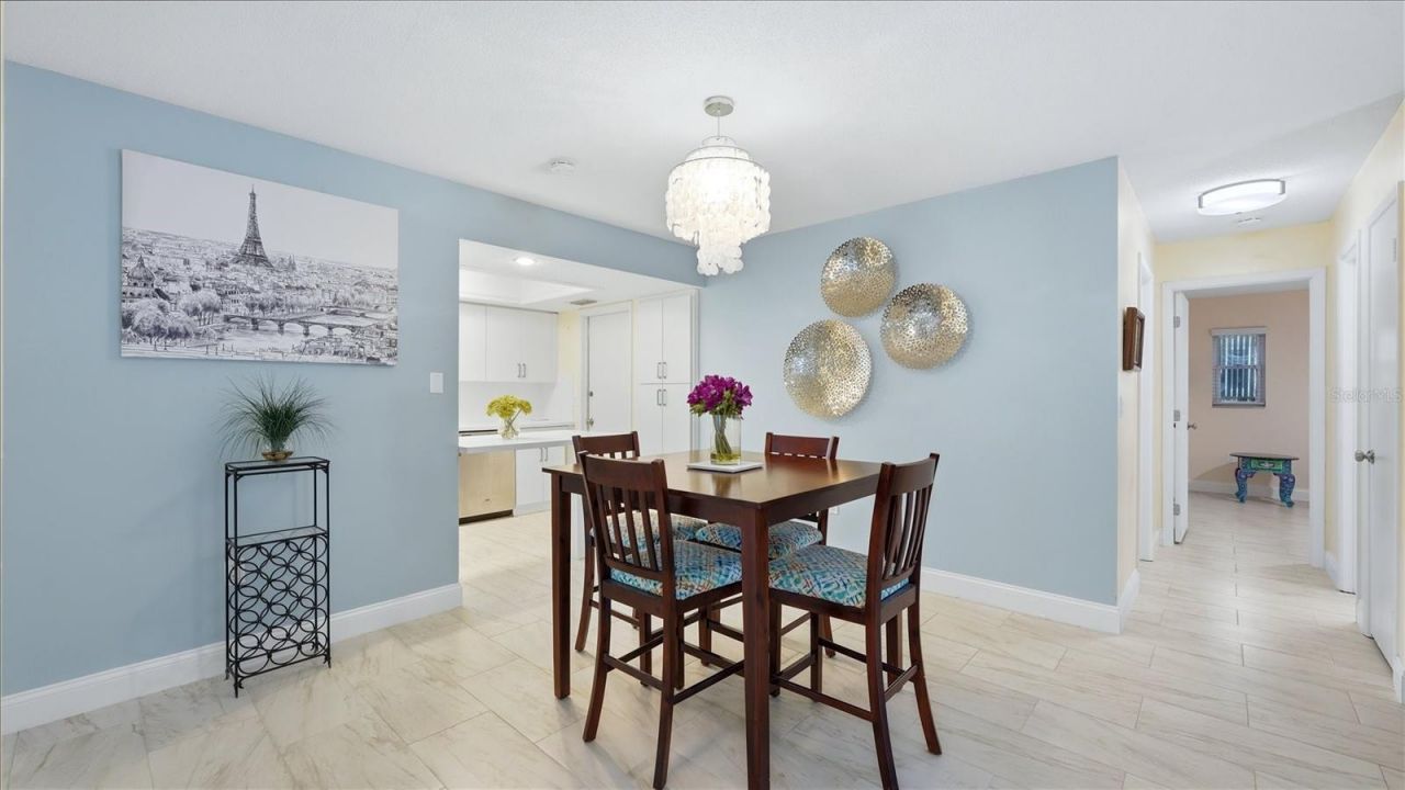 6233 Rockefeller Avenue, Sarasota, FL 34231 Photo