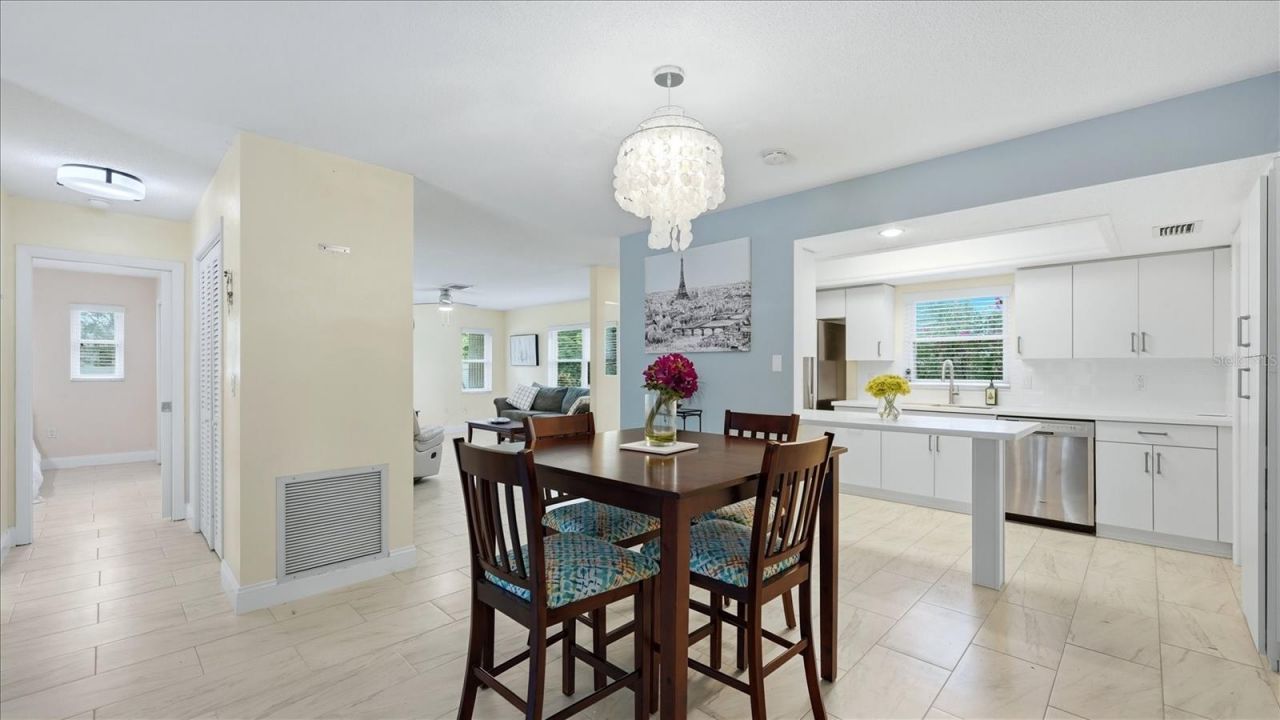 6233 Rockefeller Avenue, Sarasota, FL 34231 Photo