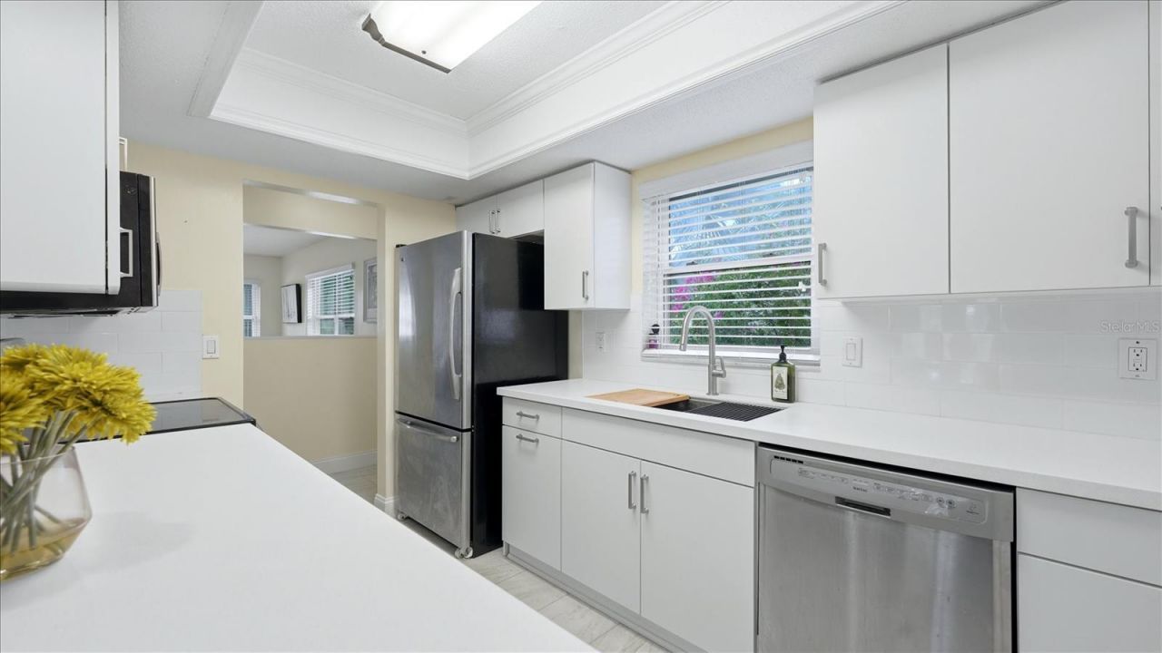6233 Rockefeller Avenue, Sarasota, FL 34231 Photo