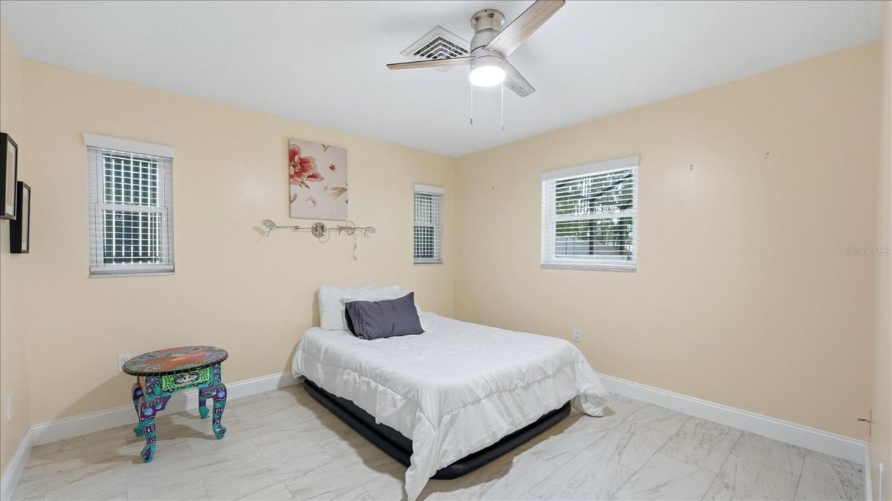 6233 Rockefeller Avenue, Sarasota, FL 34231 Photo