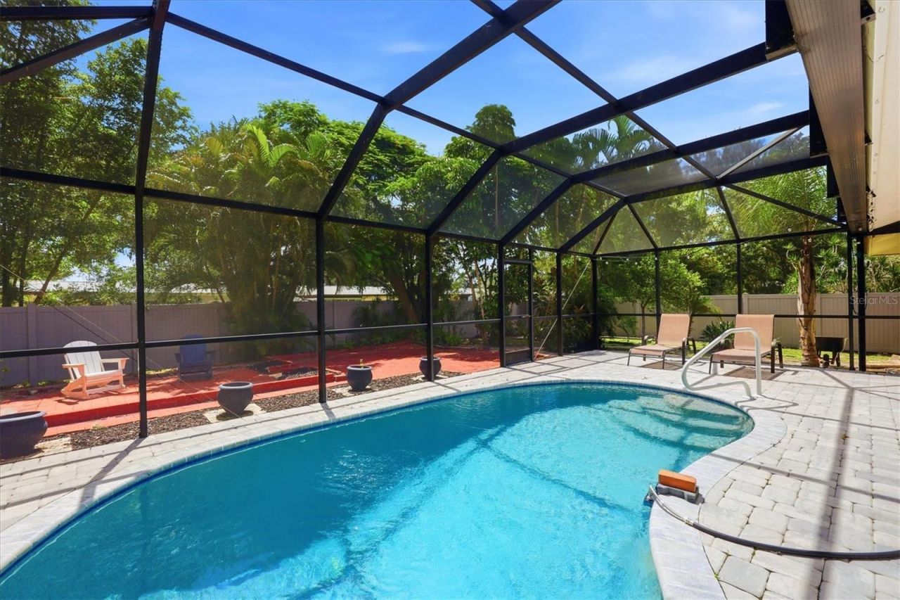 6233 Rockefeller Avenue, Sarasota, FL 34231 Photo