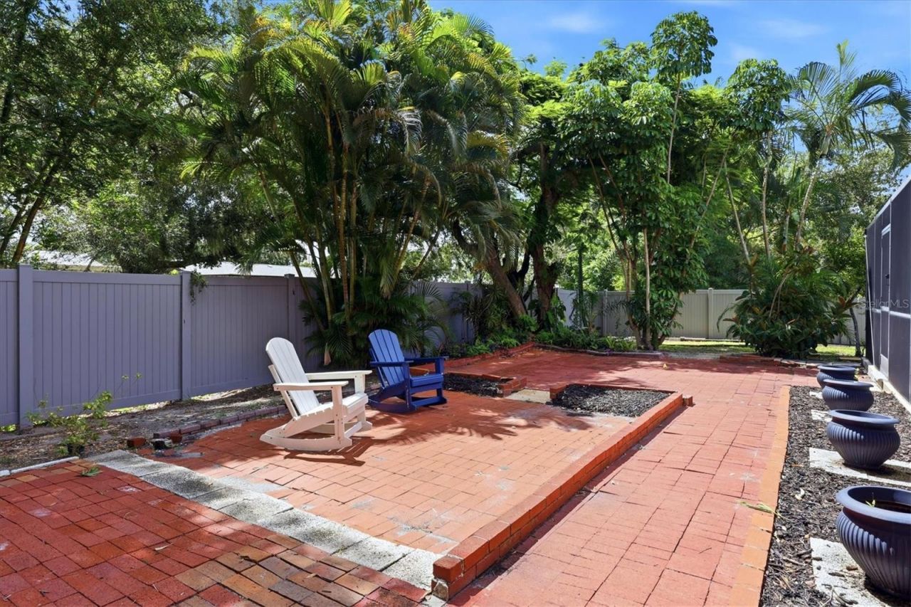 6233 Rockefeller Avenue, Sarasota, FL 34231 Photo