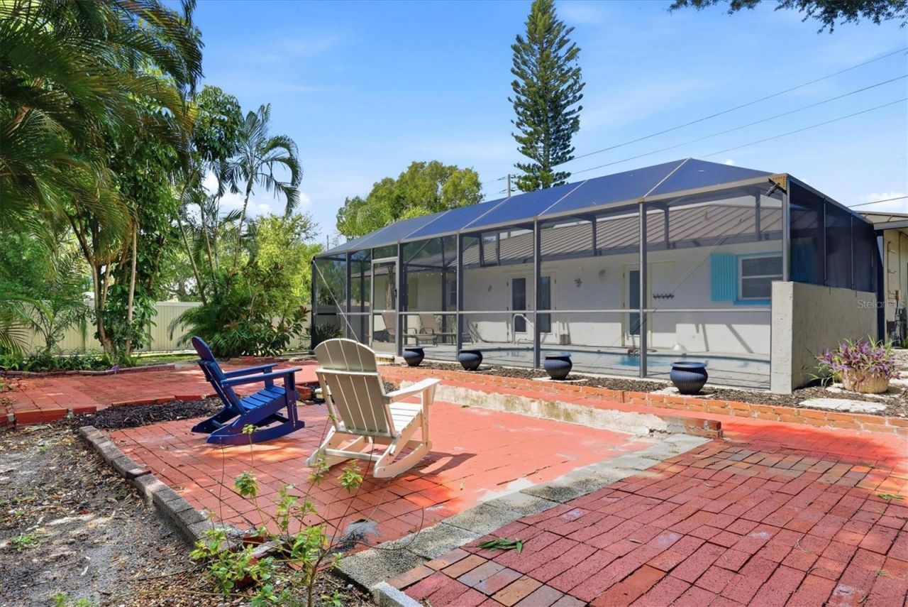 6233 Rockefeller Avenue, Sarasota, FL 34231 Photo