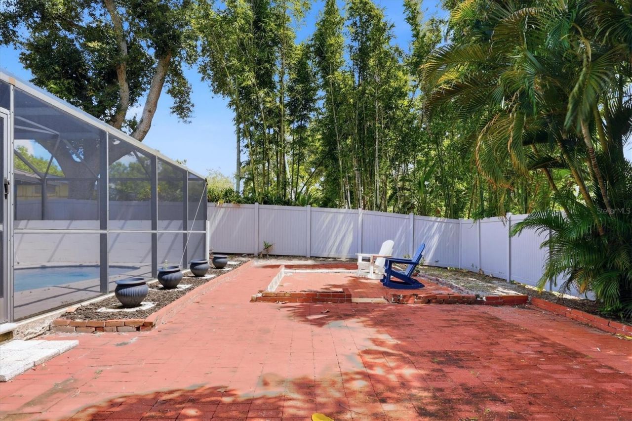 6233 Rockefeller Avenue, Sarasota, FL 34231 Photo