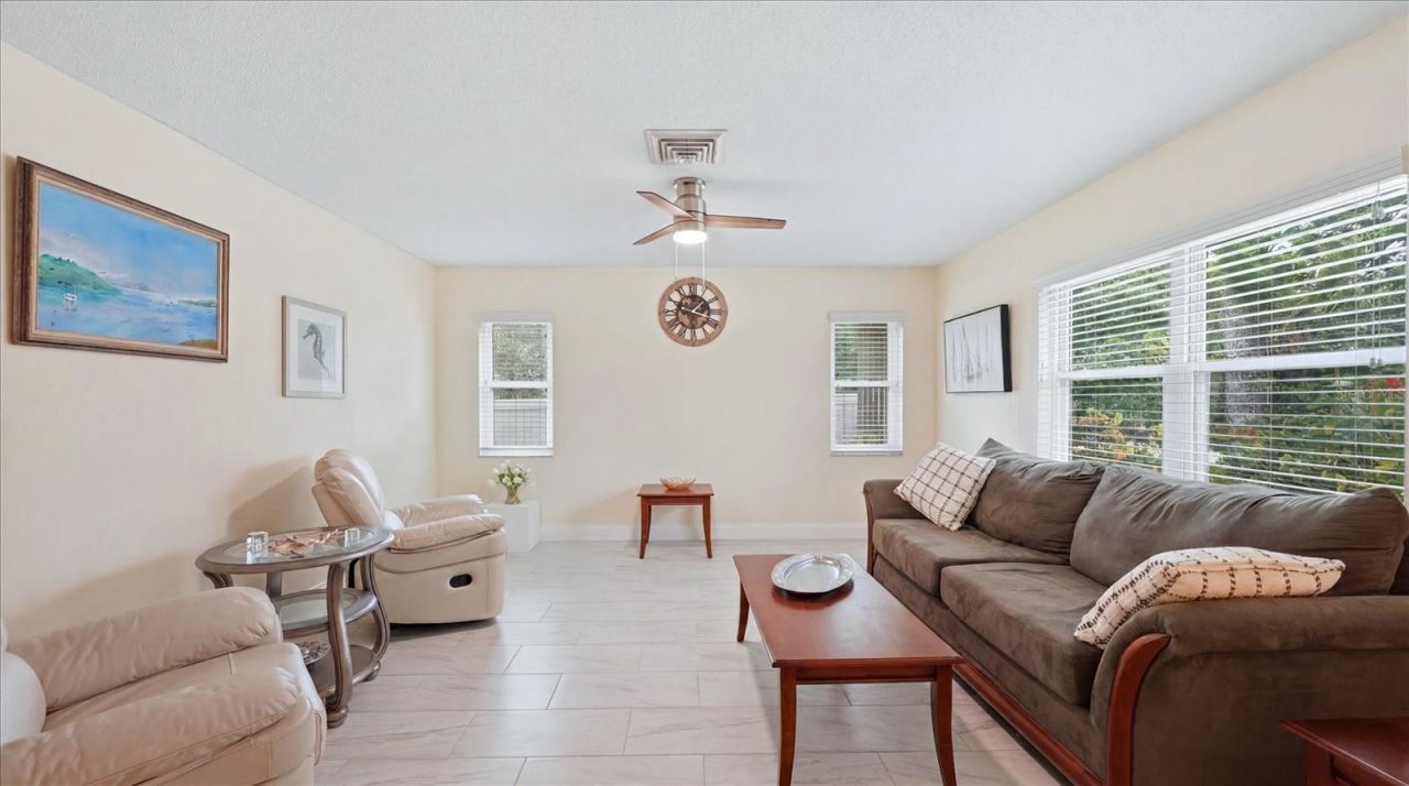 6233 Rockefeller Avenue, Sarasota, FL 34231 Photo