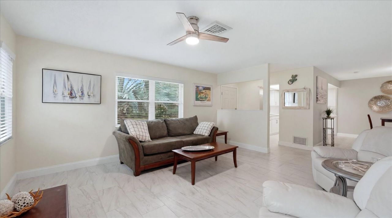 6233 Rockefeller Avenue, Sarasota, FL 34231 Photo