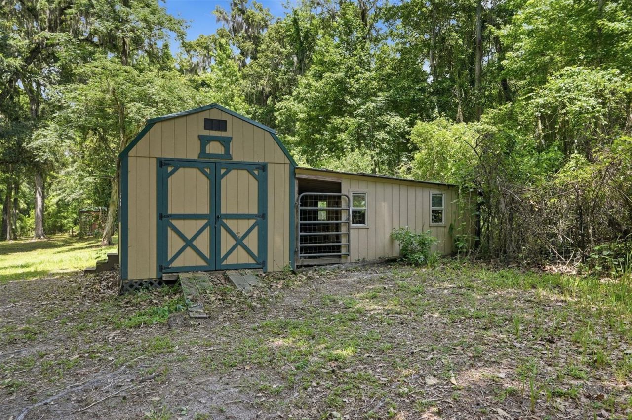 24050 Winding Creek Drive, Brooksville, FL 34601 Photo