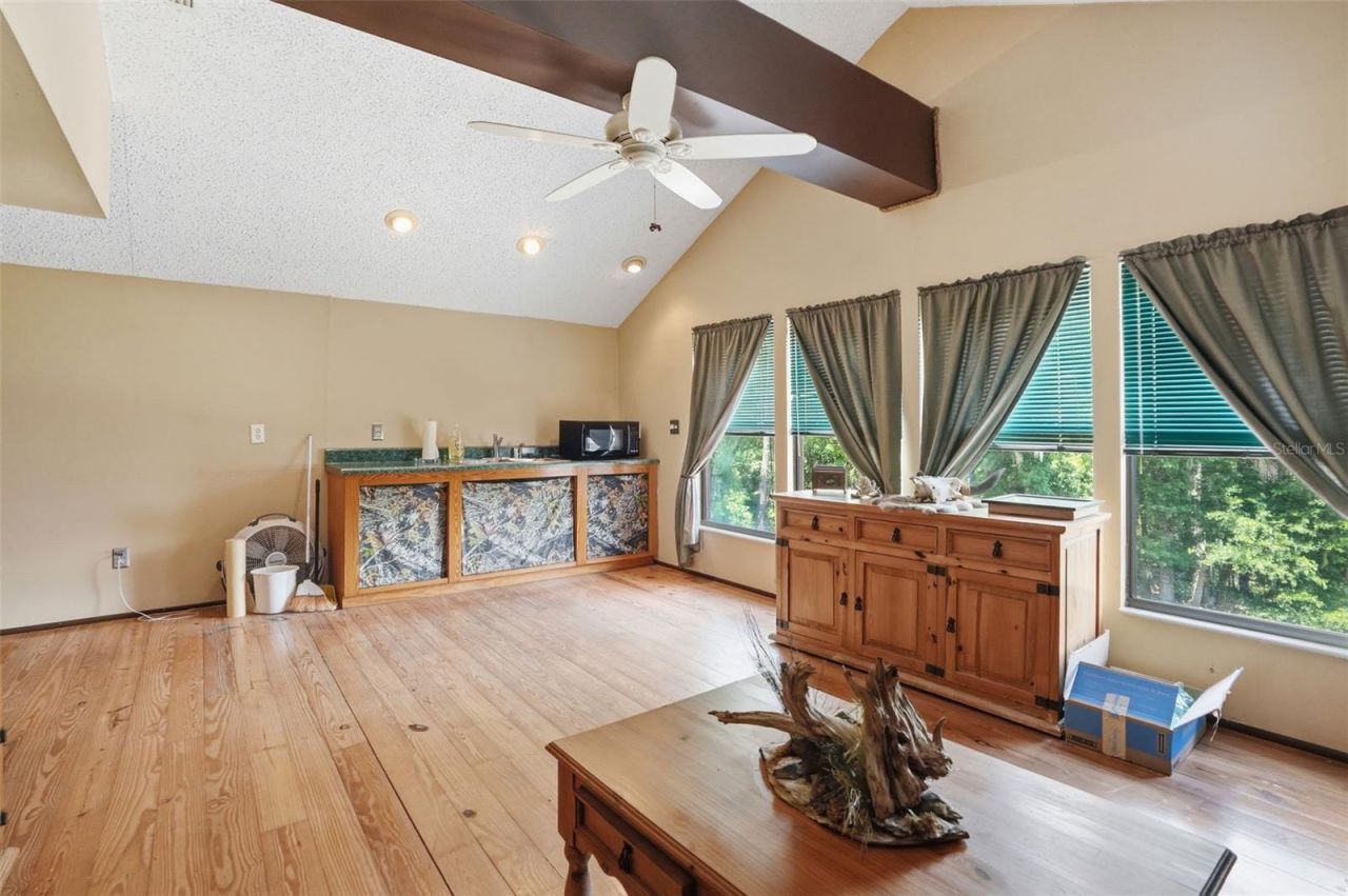 24050 Winding Creek Drive, Brooksville, FL 34601 Photo