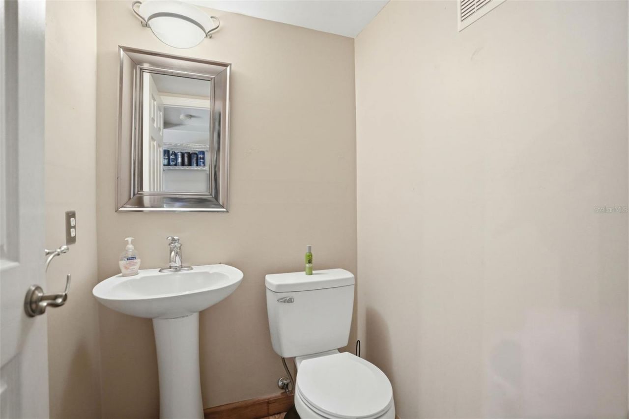 24050 Winding Creek Drive, Brooksville, FL 34601 Photo