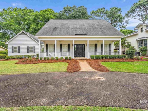 705 Holly Drive, Fairhope, AL 36532