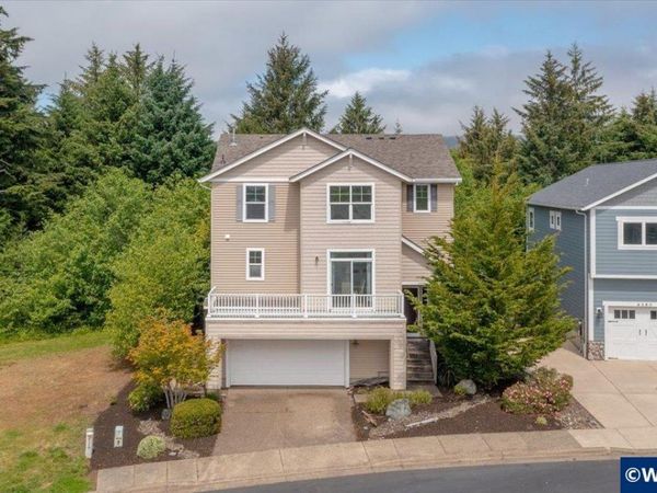 4390 Sequoia Lp, Tillamook, OR 97141
