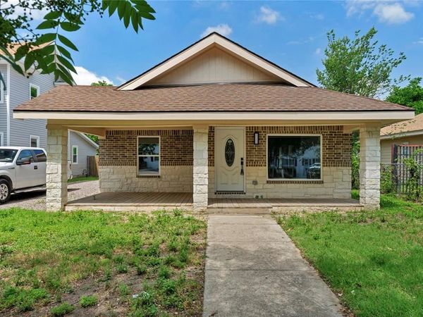 2916 Travis Avenue, Fort Worth, TX 76110