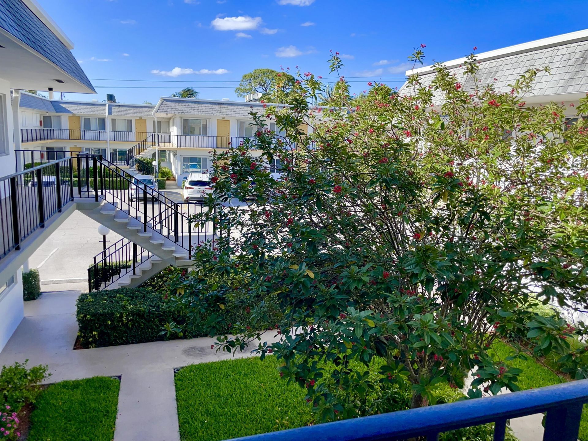 2920 Cynthia Lane, Unit 203, Lake Worth Beach, FL 33461 Photo