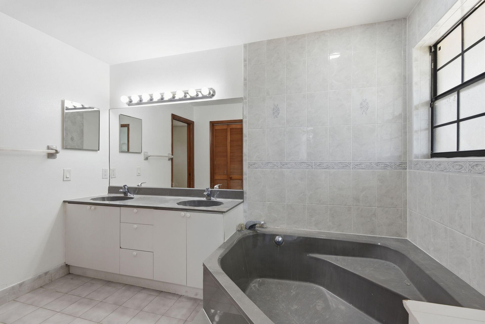 16101 SW 153rd Avenue, Miami, FL 33187 Photo