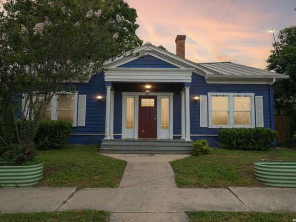 821 E QUINCY ST, San Antonio, TX 78215