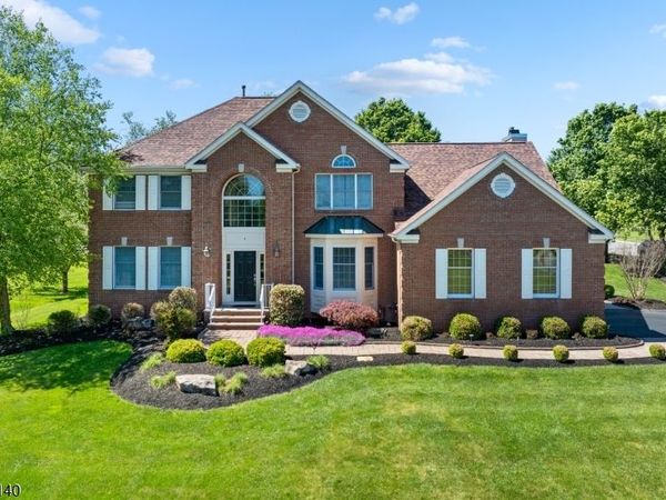 4 Hastings Rd, Montgomery, NJ 08502