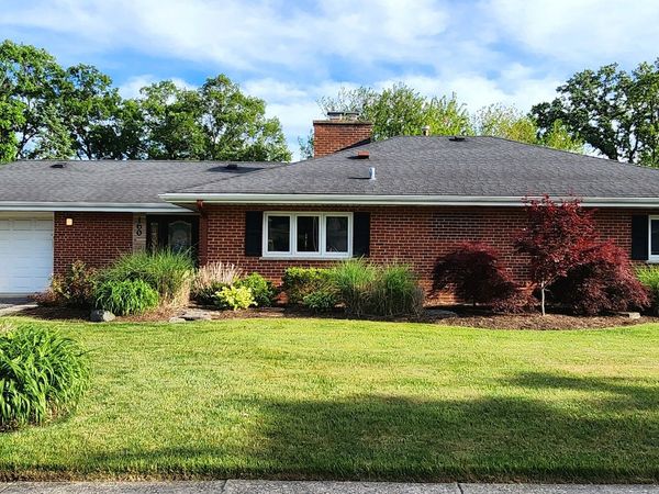 160 S SPRING OAKS Drive , Wood Dale, IL 60191