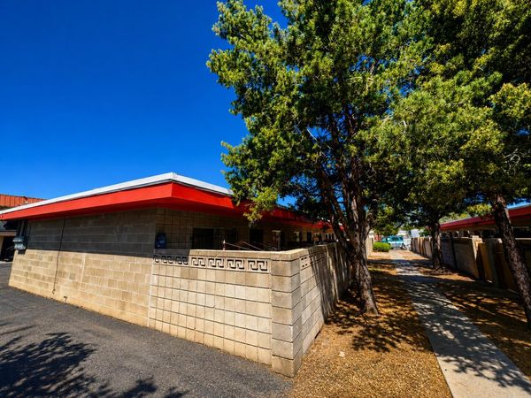 635 Mesilla Street SE, Albuquerque, NM 87108