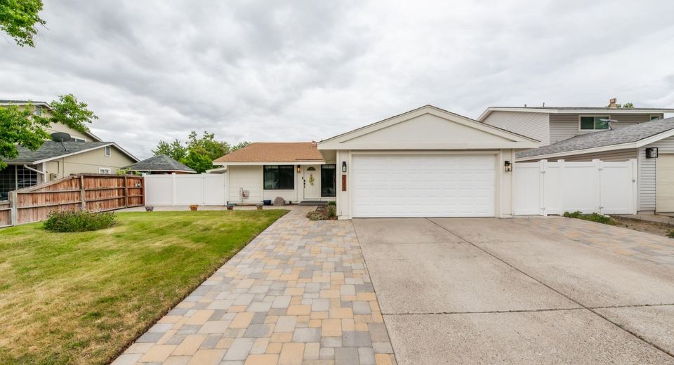 2353 William Morby Drive, Sparks, NV 89434 Photo