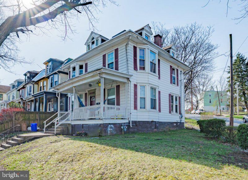 2001 DERRY STREET, HARRISBURG, PA 17104