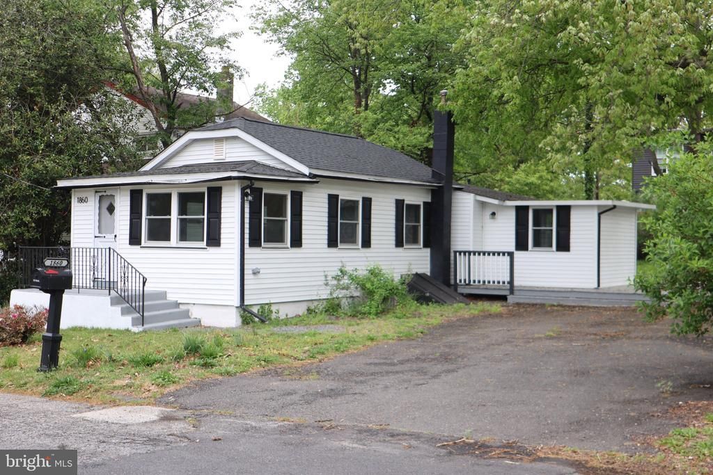1860 Rosemore Avenue, Deptford, NJ 08096 Main Photo