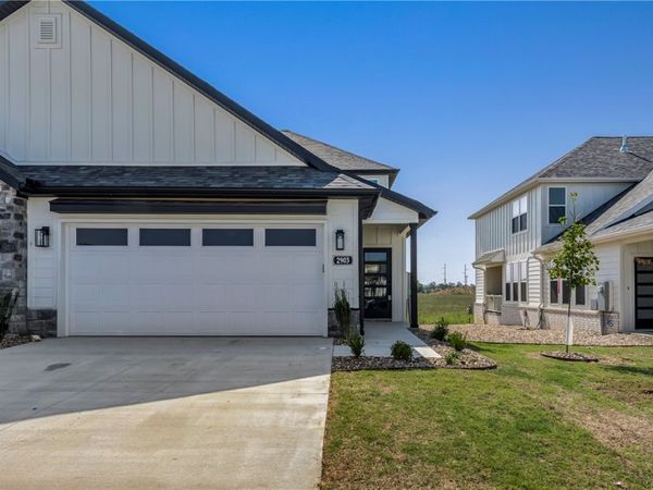 2903 SW Hampshire Avenue , Bentonville, AR 72713
