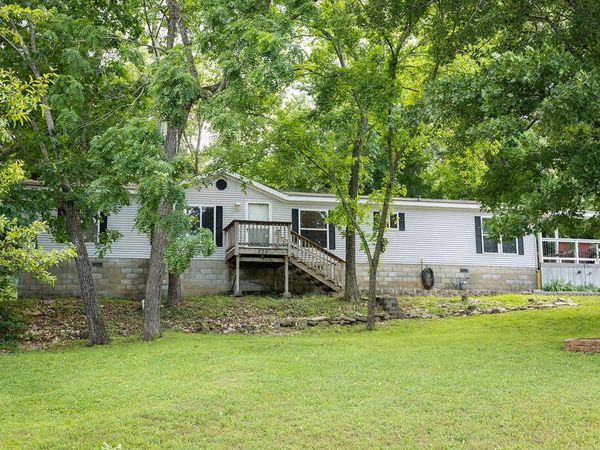 225 Redbud Street , Branson, MO 65616