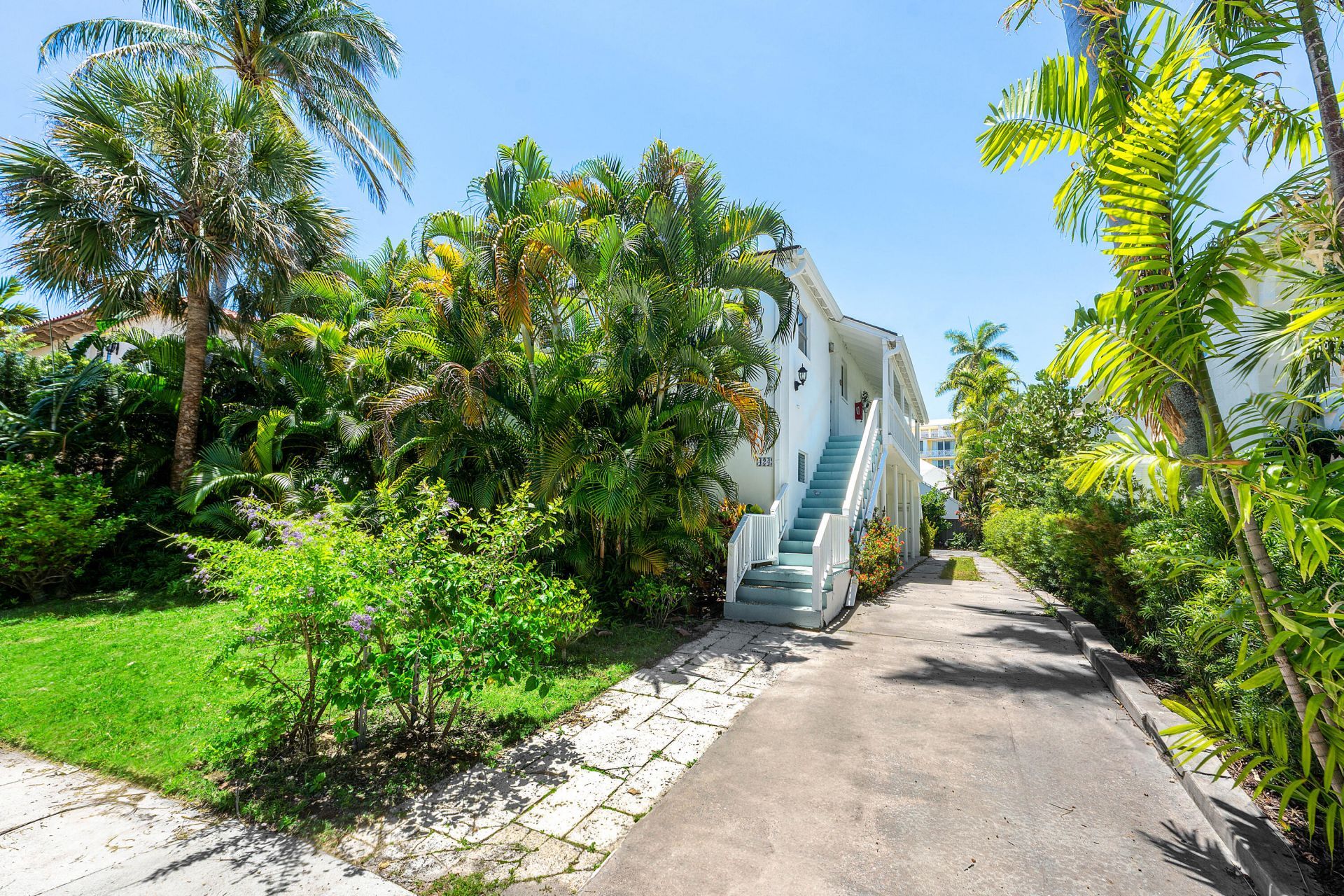 424 Chilean Avenue, Unit 4, Palm Beach, FL 33480 Photo