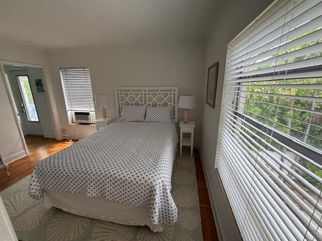 424 Chilean Avenue, Unit 4, Palm Beach, FL 33480 Photo