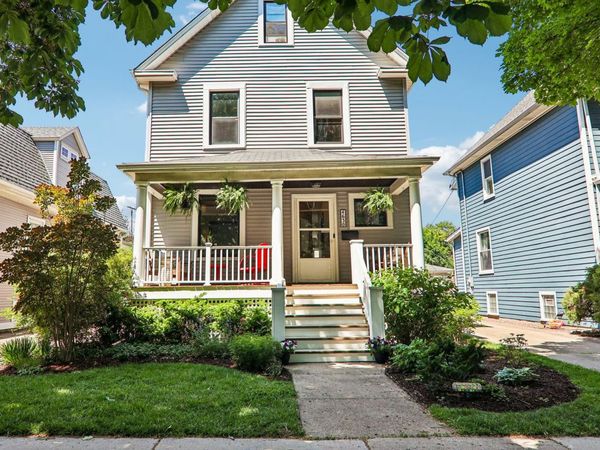 4630 N Kilbourn Avenue , Chicago, IL 60630