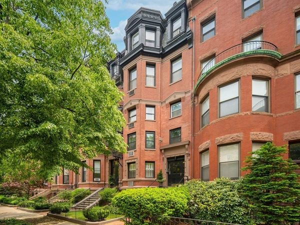 281 Beacon St, Unit 18, Boston, MA 02116