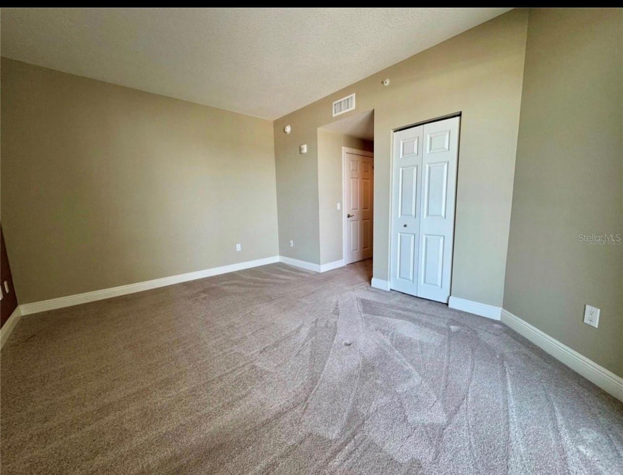 800 N Tamiami Trail , Unit 506, Sarasota, FL 34236 Photo