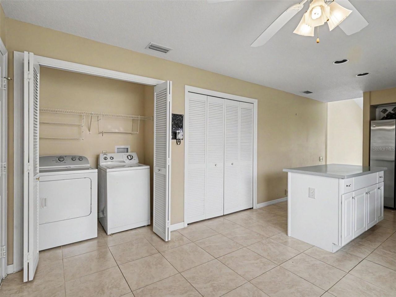 6643 Oakbrooke Circle , Bradenton, FL 34202 Photo