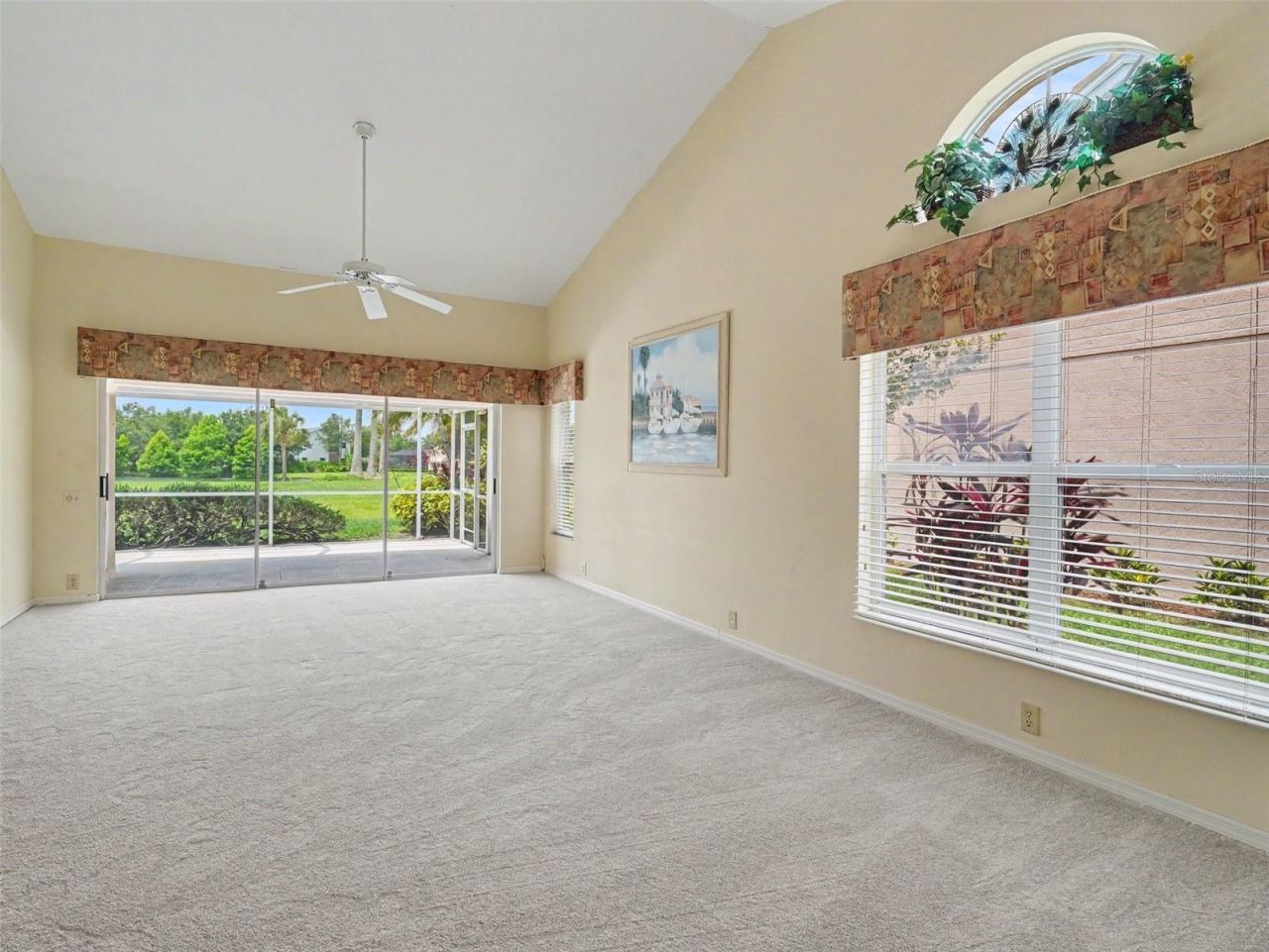 6643 Oakbrooke Circle , Bradenton, FL 34202 Photo