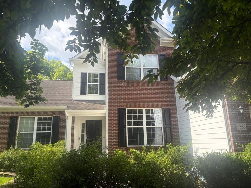 6835 Bishops Crossing Circle, Dublin, OH 43016 Photo 1