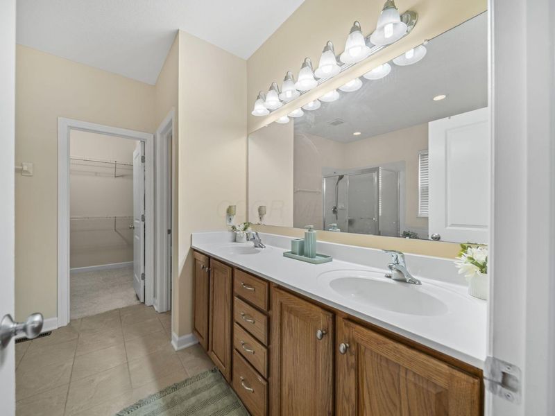 6835 Bishops Crossing Circle, Dublin, OH 43016 Photo 36