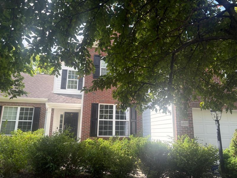 6835 Bishops Crossing Circle, Dublin, OH 43016 Photo 4