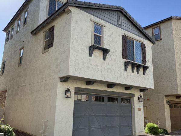 2658 S HARMONY Avenue, Gilbert, AZ 85295