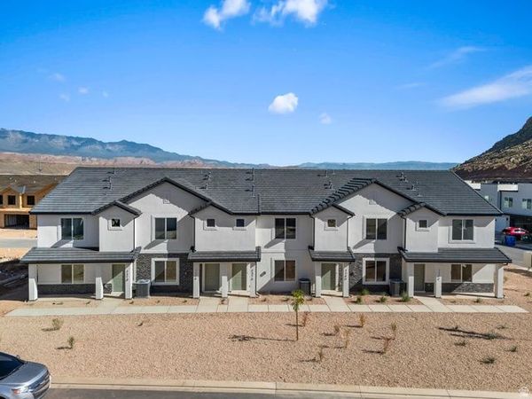 2768 E RUSHPINK LN , Unit 2430, Washington, UT 84780