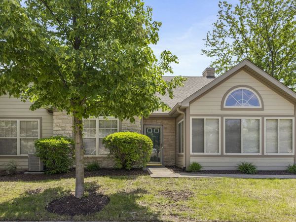 1900 Timbers Edge Circle, Joliet, IL 60431