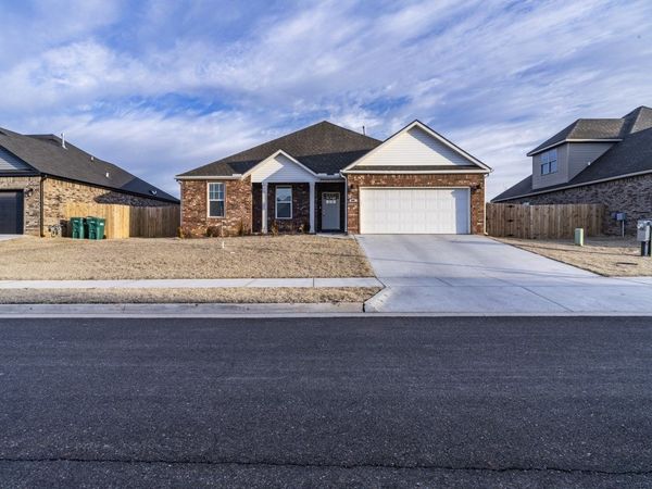 940 Ashmore Landing Loop, Centerton, AR 72719