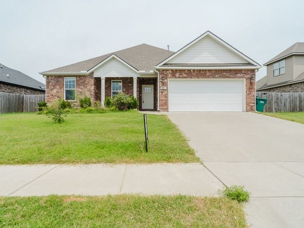 940 Ashmore Landing Loop, Centerton, AR 72719