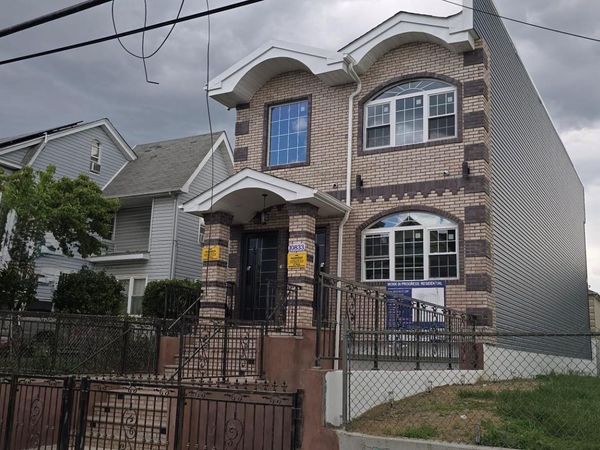10833 164th Street , Jamaica, NY 11433