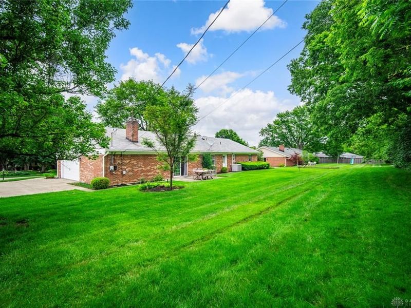 190 Lakeview Drive, Centerville, OH 45459 Photo 27