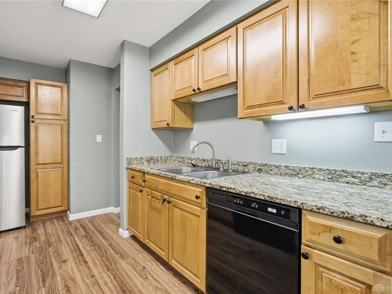 190 Lakeview Drive, Centerville, OH 45459 Photo 5