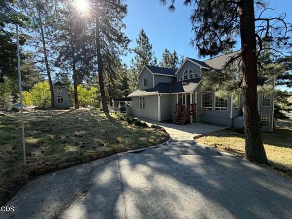 3737 Thicket Court, Klamath Falls, OR 97601